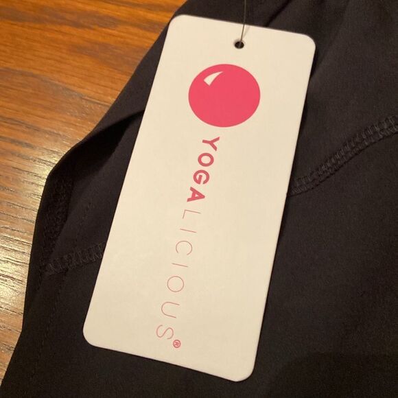 NWT YogaLicious size large back shirts - with legging shorts underneath - Picture 10 of 11